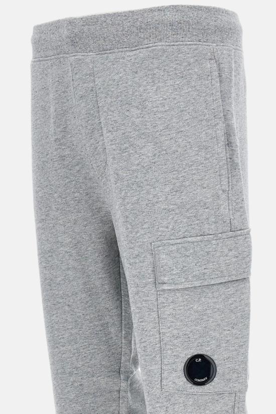 25FW 씨피 컴퍼니 트레이닝/조거 팬츠 RCCMSP717A005086WM94 Grey - C.P. COMPANY