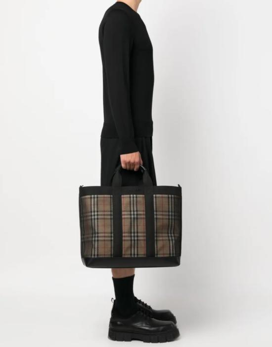26SS 버버리 토트백 8065820 Black - BURBERRY