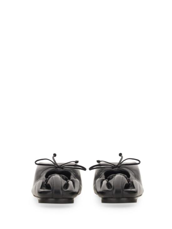  자크뮈스 플랫 슈즈 243FO157 3073990 Black - JACQUEMUS