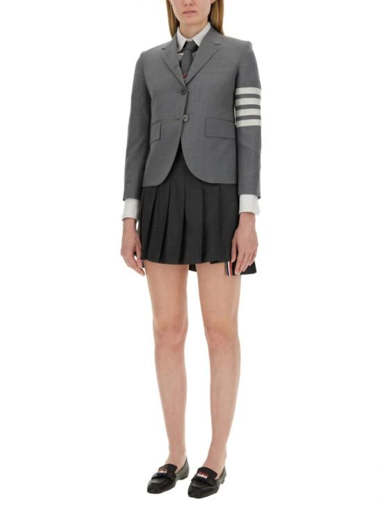  톰브라운 플레인 위브 수팅 클래식 4바 자켓 FBC010V 06146035 Grey - THOM BROWNE