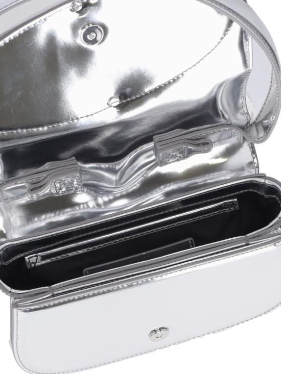 25FW 디젤 1DR 숄더백 인 미러드 레더 X08396 PS202H0535 Silver - DIESEL