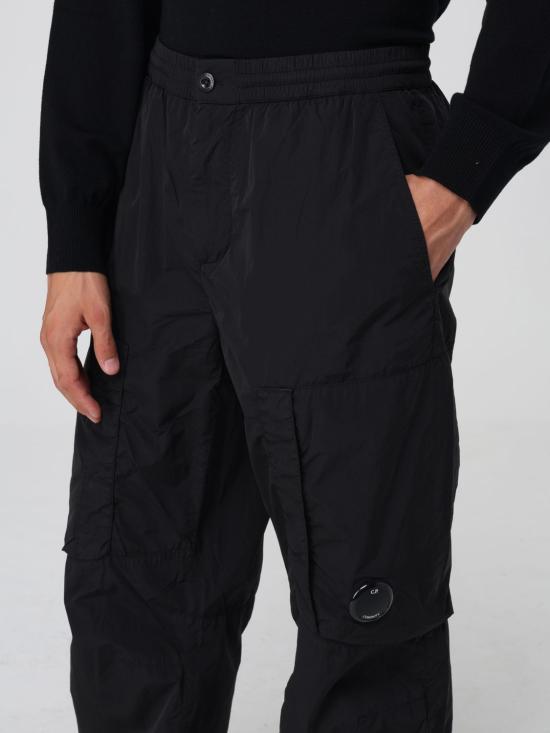 25FW 씨피 컴퍼니 스트레이트 팬츠 19CMPA152A005904G 999 Black - C.P. COMPANY