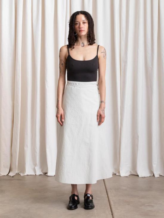  알리 골든 미디 스커트 랩 - ALI GOLDEN