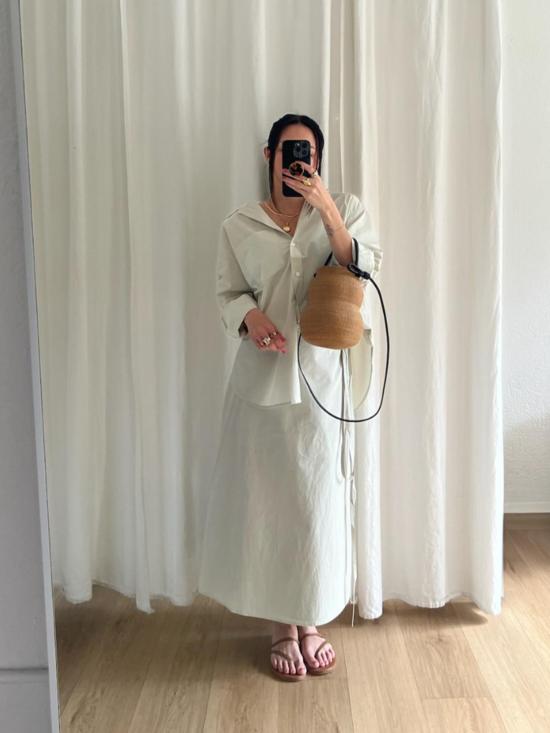  알리 골든 미디 스커트 랩 - ALI GOLDEN