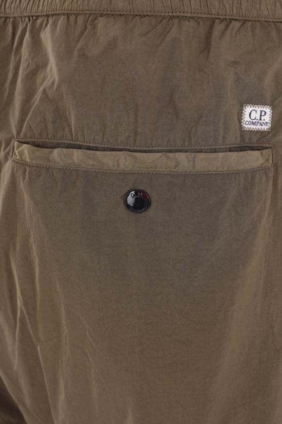 25FW 씨피 컴퍼니 스트레이트 팬츠 19CMPA162A005904G683 IVY GREEN DOM - C.P. COMPANY