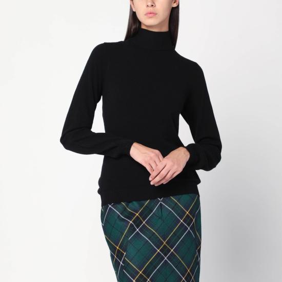 25FW 모스키노 터틀넥 09015400 Black