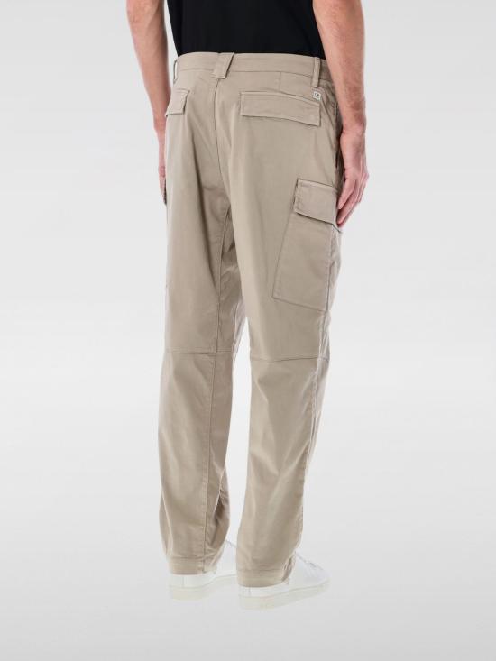 25FW 씨피 컴퍼니 스트레이트 팬츠 18CMPA166A005694G 327 Sand - C.P. COMPANY