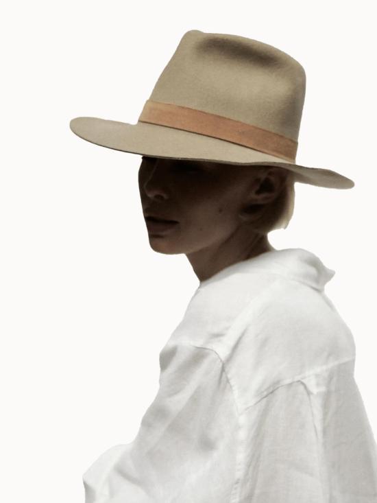  자네사레온 버킷햇 자네사 레오네 로스 햇 클레이 - JANESSA LEONE