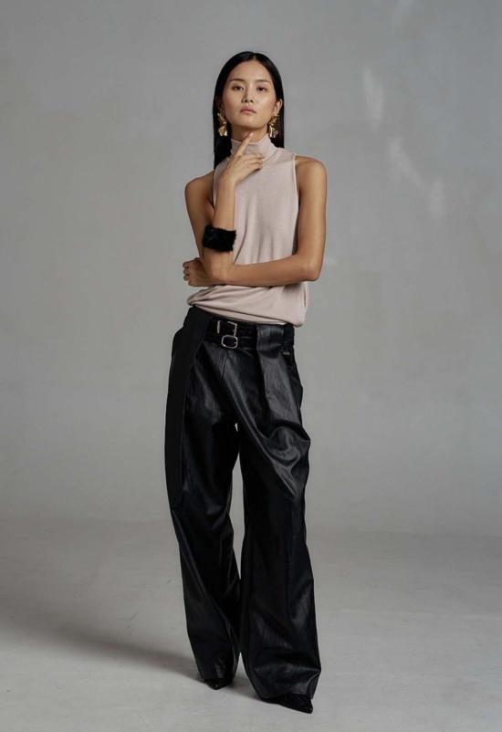  더 엔케이씨 스토어 스트레이트 팬츠 Nkc 스토어 에리카 가죽