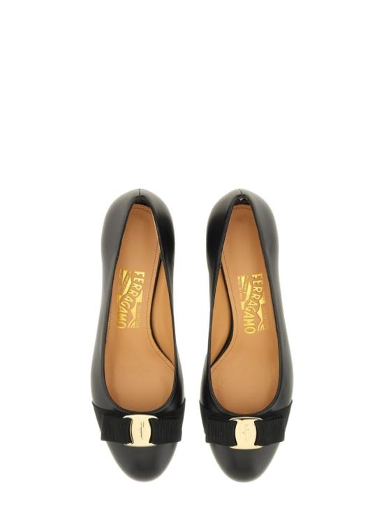 25FW 살바토레 페라가모 힐/펌프스 775750 01I745003 Black - SALVATORE FERRAGAMO