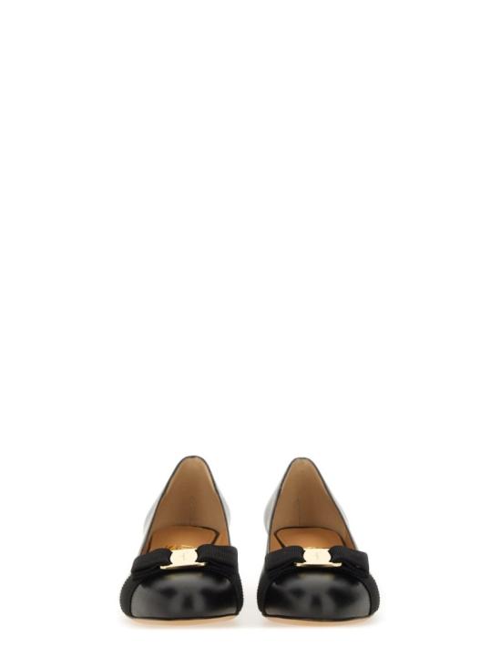 25FW 살바토레 페라가모 힐/펌프스 775750 01I745003 Black - SALVATORE FERRAGAMO