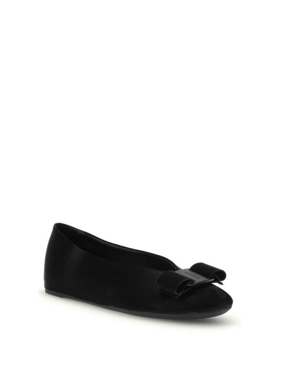 25FW 살바토레 페라가모 플랫 슈즈 784803 001 Black - SALVATORE FERRAGAMO