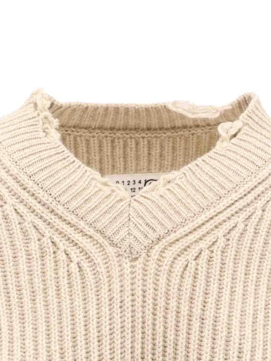 26FW MM6 메종마르지엘라 스웨터 S52HN0011M13138806M Beige - MM6 MAISON MARGIELA
