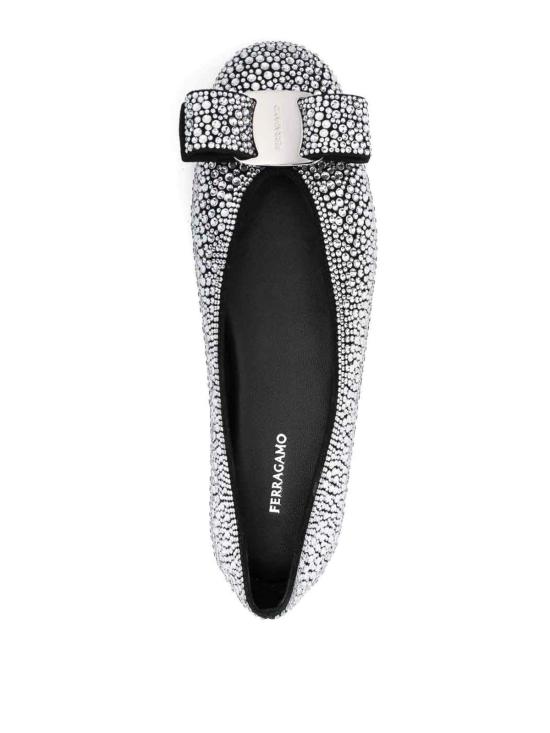 25FW 살바토레 페라가모 플랫 슈즈 78548701K577NERO Black - SALVATORE FERRAGAMO