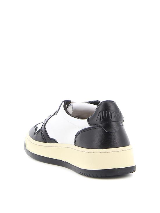 26SS 오트리 메달리스트 로우 AULMWB01 White - AUTRY