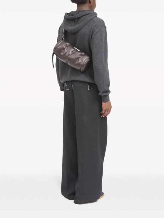 25FW 마르지엘라 글램 슬램 필로우 크로스바디백 SB1WG0048P4300T8013 Black - MAISON MARGIELA