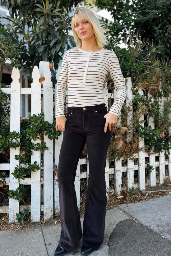  피스톨라 데님 팬츠 킨슬리 미드 라이즈 울트라 플레어 진 모카 - PISTOLA