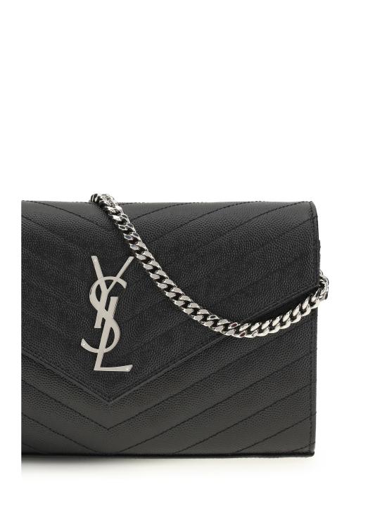 26FW 생로랑 그랑 드 뿌드르 엠보스드 레더 카산드라 마틀라세 체인 지갑 377828BOW02 1000 BLACK - SAINT LAURENT