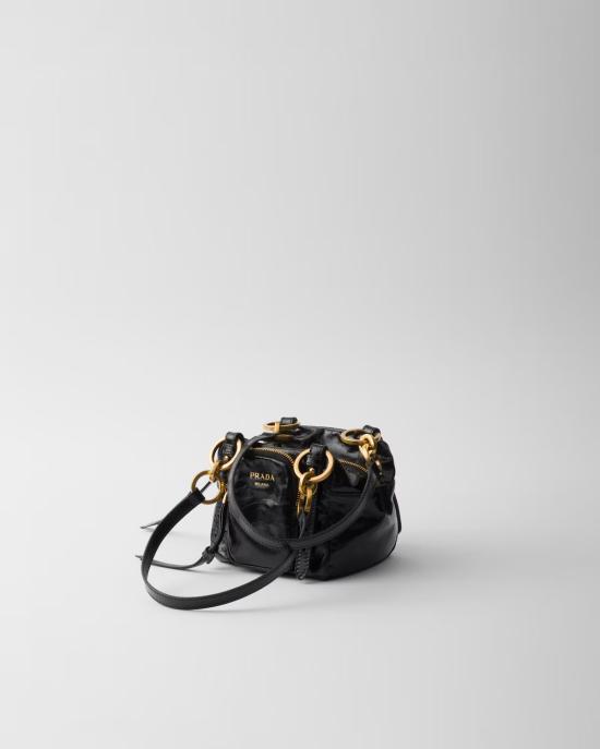26SS 프라다 댕글 레더 탑 핸들 미니백 1BB1372CYRF0002 V OOO Black - PRADA