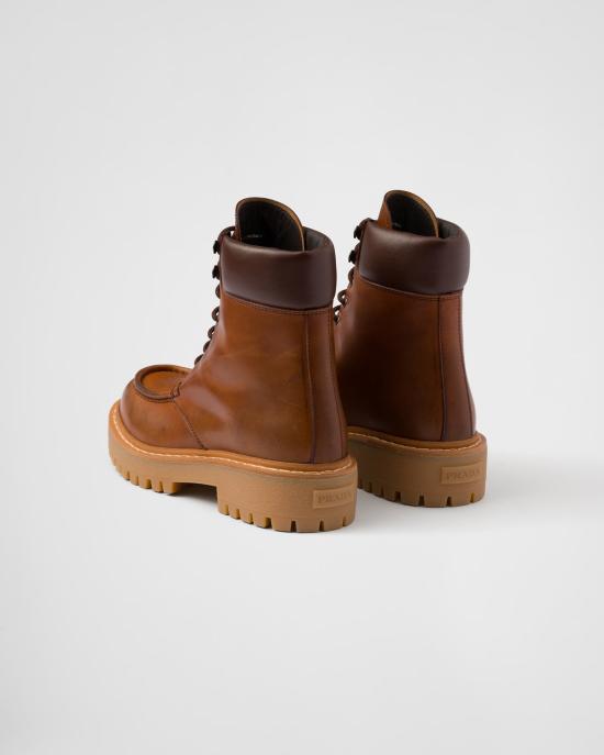  프라다 부츠 1T803N070F0046 F G045 Brown - PRADA
