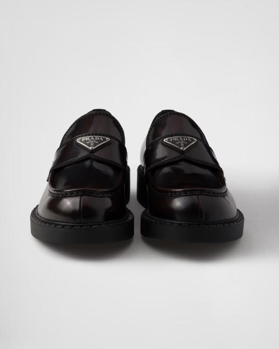 26SS 프라다 초콜릿 브러쉬드 레더 로퍼 2DE127055F0038 F G000 Brown - PRADA