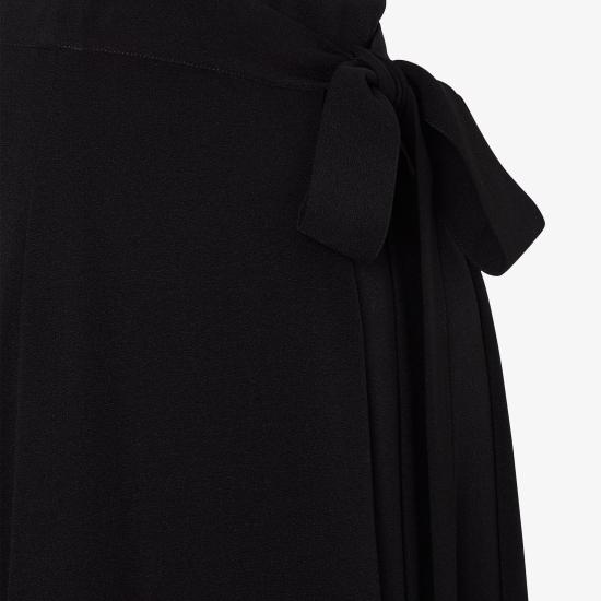 25SS 펜디 미디 스커트 FQ7665AUP6F0GME Black - FENDI