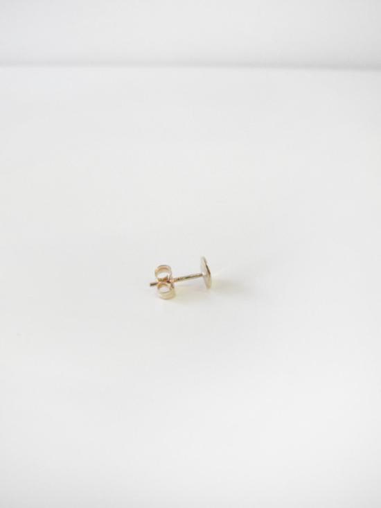  쿼리 이어링 Quarry Pebble 스터드  14K 골드 - QUARRY