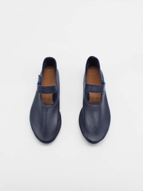  어바웃 아리안느 뮬/슬리퍼 Arianne Martino Mary Jane Flat 소개 - ABOUT ARIANNE