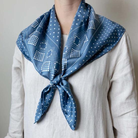  롤라 머플러/스카프 실크 트윌 반다나 - LOLA