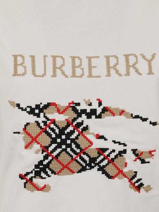 25FW 버버리 크로스 스티치 EKD​ 코튼 여성 반팔티 8110955 B7078 White - BURBERRY