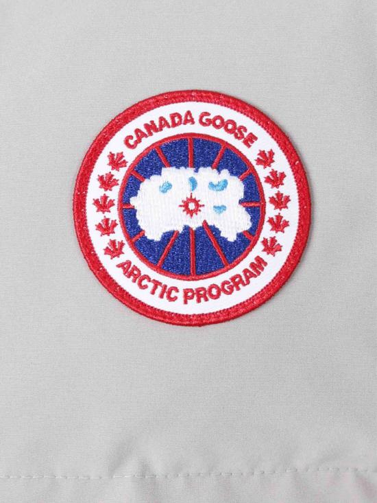 25FW 캐나다구스 프리스타일 크루 베스트 블랙 라벨 4159M 9432LIMESTONE CALCAIRE Brown - CANADA GOOSE