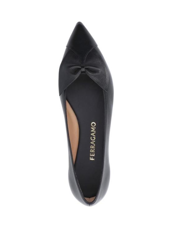 25FW 살바토레 페라가모 플랫 슈즈 786928004 Black - SALVATORE FERRAGAMO