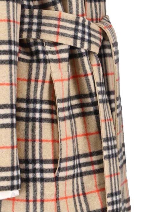 25FW 버버리 리버시블 울 랩 코트 8110900B9368 Neutrals - BURBERRY
