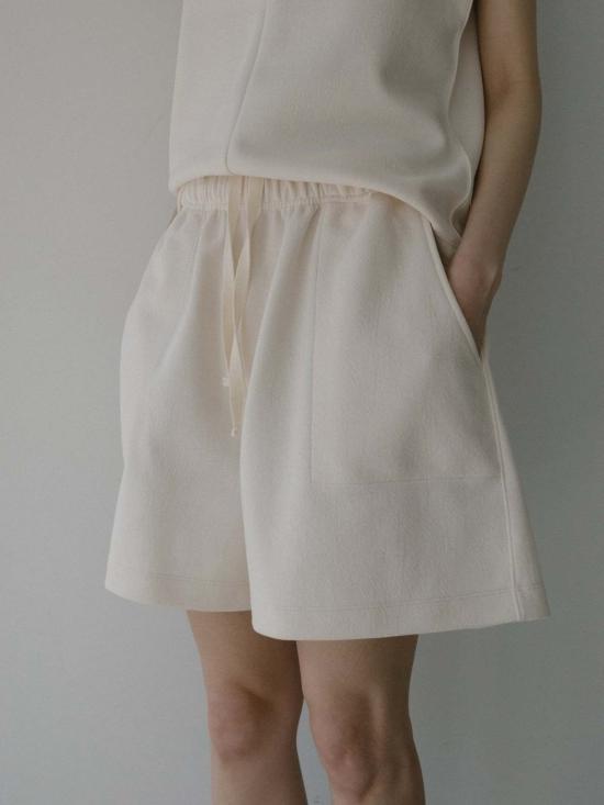  더 엔케이씨 스토어 숏팬츠 Nkc 스토어 데자흐 반바지 - The NKC Store