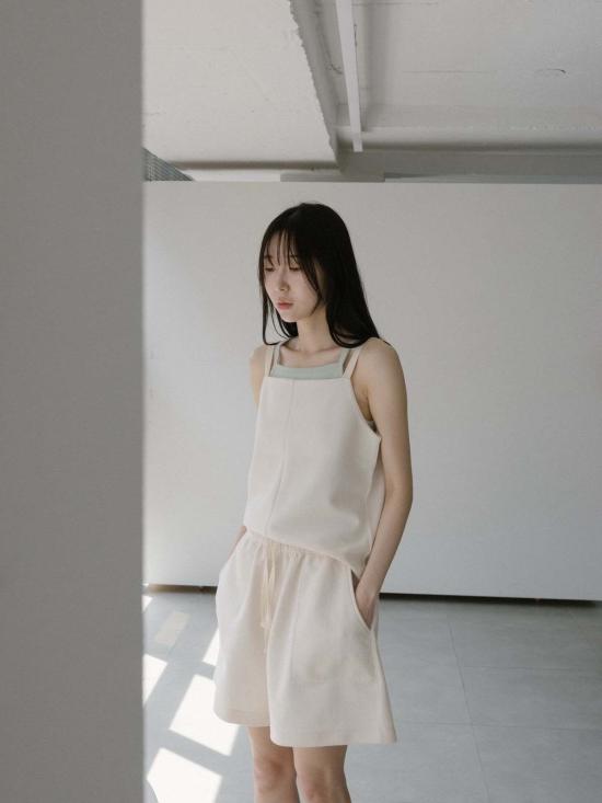  더 엔케이씨 스토어 숏팬츠 Nkc 스토어 데자흐 반바지 - The NKC Store