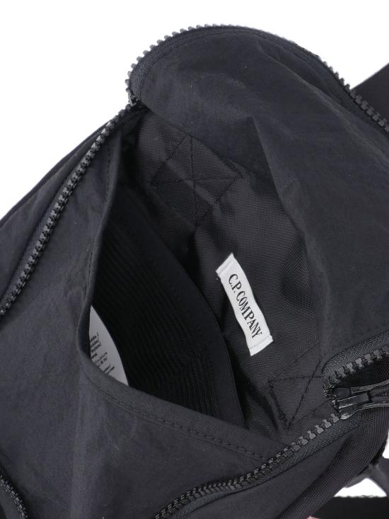 25FW 씨피 컴퍼니 플레인 페이퍼 터치 숄더백 19CMAC119A110188G999 BLACK DOM - C.P. COMPANY