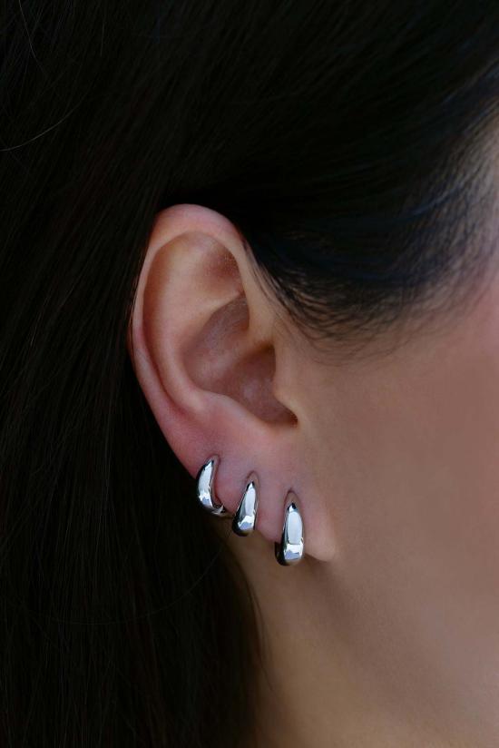  수리 이어링 술리 6.5mm 테이퍼드 후프 화이트 골드 - SULEE