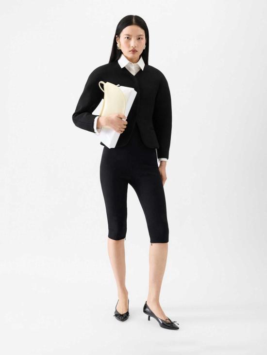 25FW 자크뮈스 자켓 25HJAW00103AW00633 990BLACK Black - JACQUEMUS