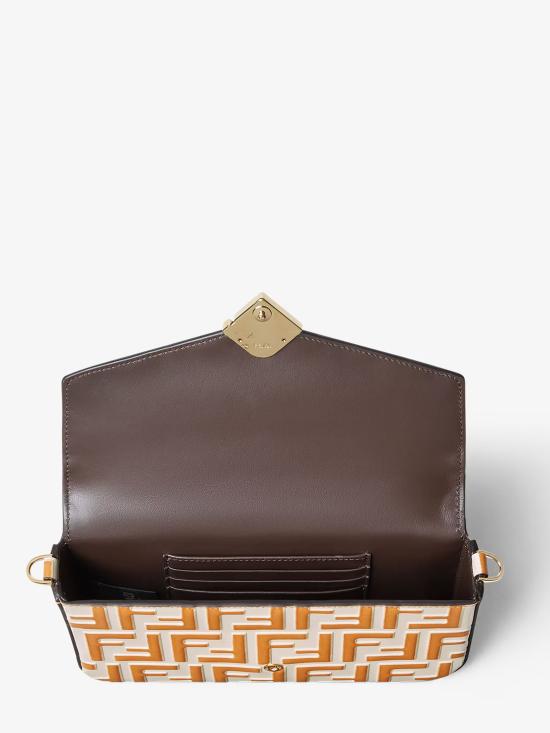 25FW 펜디 토트백 8M0509ADYM F1U3H White - FENDI