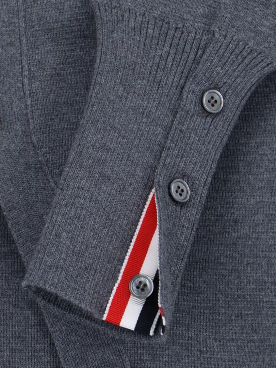 25FW 톰브라운 파인 메리노 울 4바 클래식 V넥 가디건 FKC207A 00014035 Grey - THOM BROWNE