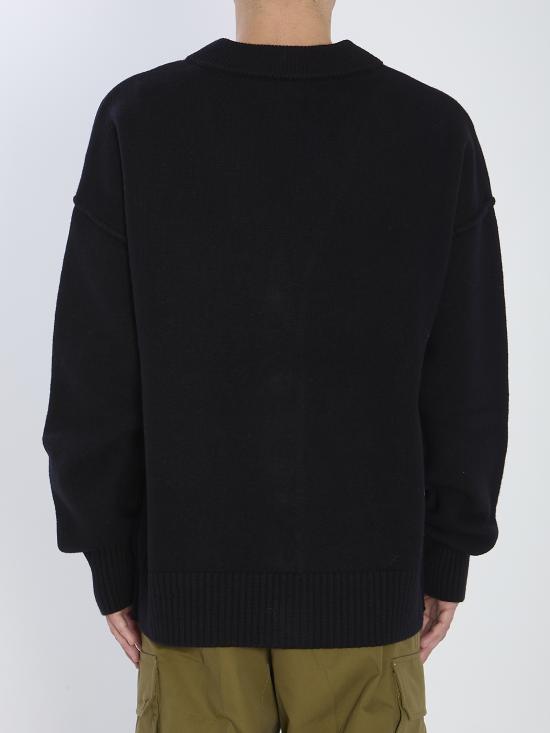 25FW 아미 하트 로고 인타르시아 V넥 가디건 UKC367 BLACK - AMI