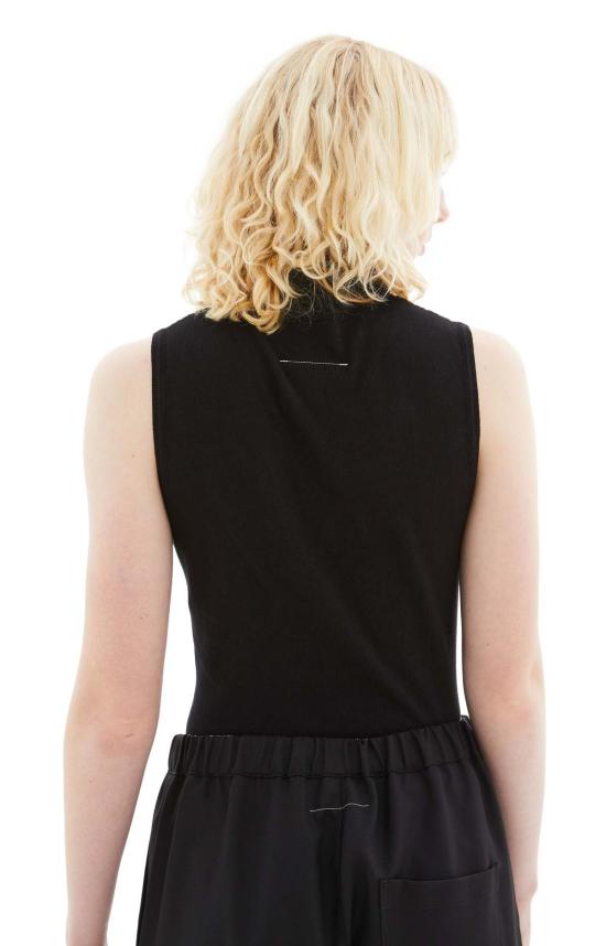  MM6 메종마르지엘라 민소매 티셔츠 Mm6 메종 마르지엘라 리브 탑 블랙/레드 - MM6 MAISON MARGIELA