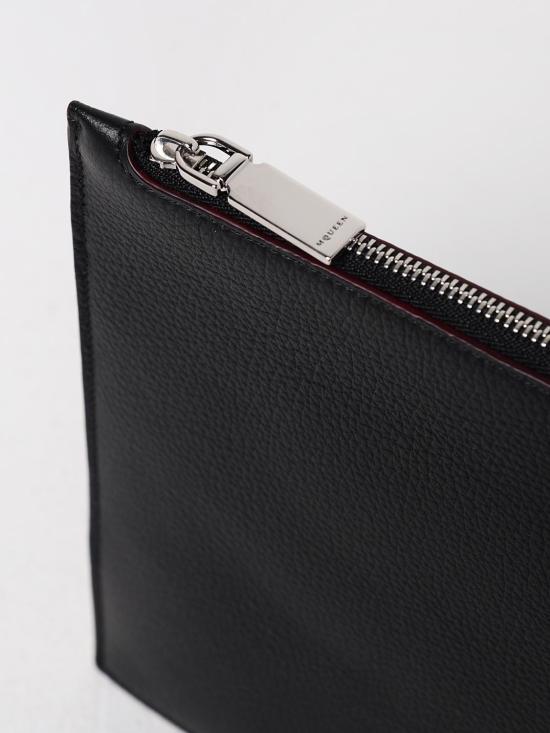 25FW 알렉산더 맥퀸 클러치/파우치 8148501VDCC 1000 Black - ALEXANDER MCQUEEN