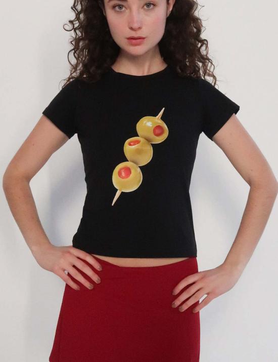  타일러 맥길리버리 반팔 티셔츠 스텔라 올리브 티셔츠 - TYLER MCGILLIVARY