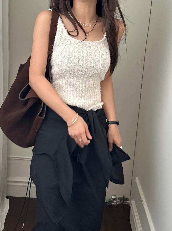  더 엔케이씨 스토어 민소매 티셔츠 Nkc 스토어 오클리 니트 탱크탑 - The NKC Store