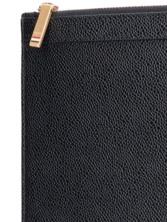  톰브라운  페블 그레인 미디엄 클러치 MAC021L 00198001 Black - THOM BROWNE