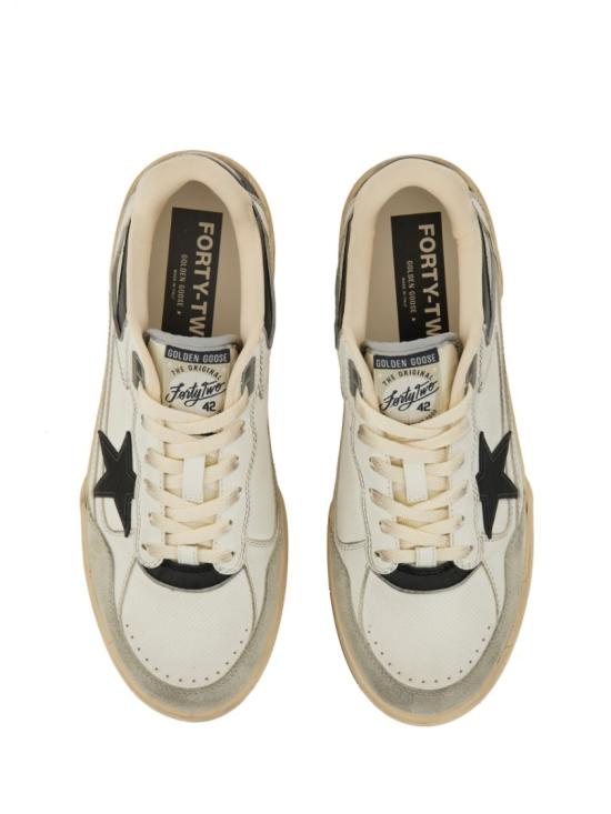 25FW 골든구스 FORTY 2 스니커즈 GMF00630 F00574511395 White - GOLDEN GOOSE