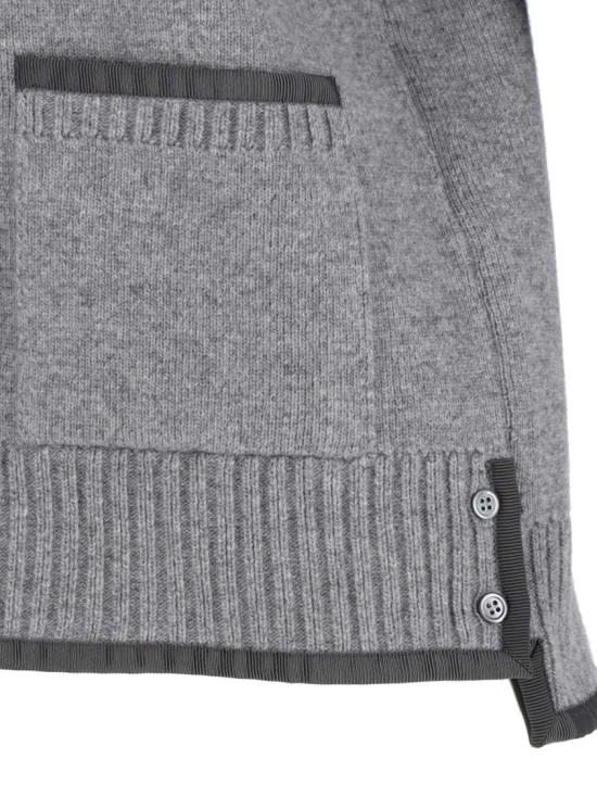 25FW 톰브라운 4바 밀라노 스티치 브이넥 메리노 울 가디건 MKC608A Y1029055 Grey - THOM BROWNE