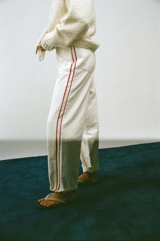  제임스 스트리트 코 데님 팬츠 . 핀스트라이프 트랙 팬츠 - JAMES STREET CO.