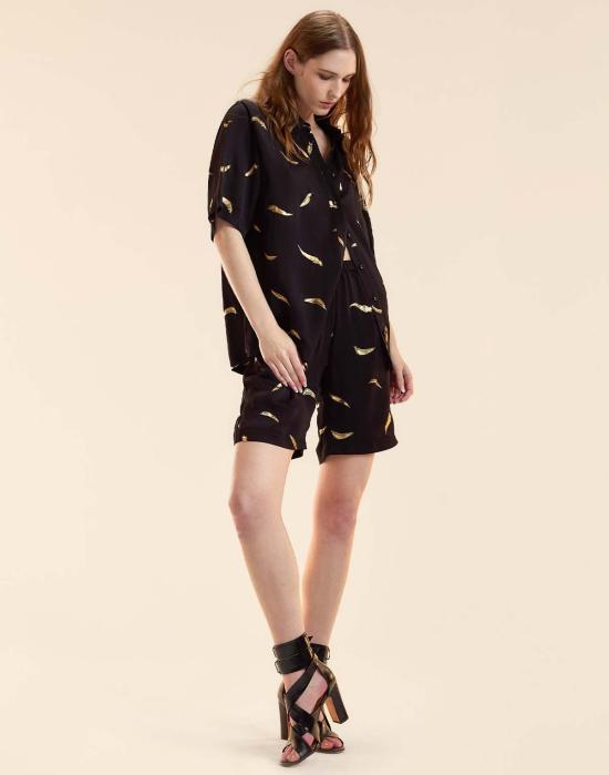  신시아 로리 숏팬츠 신시아 로울리 라이트 애즈 어 페더 반바지 블랙 - CYNTHIA ROWLEY